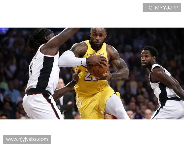 费舍尔称拉拉维亚风格与湖人完美契合技能多样无需过度发挥